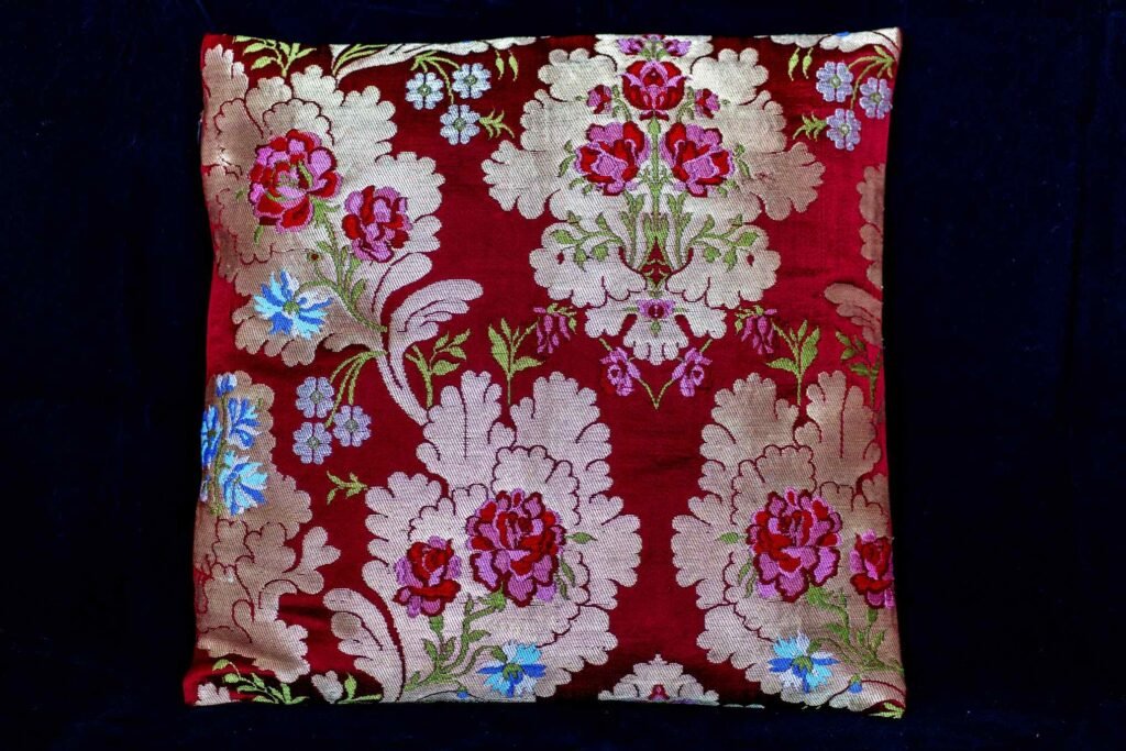 Pillow cover