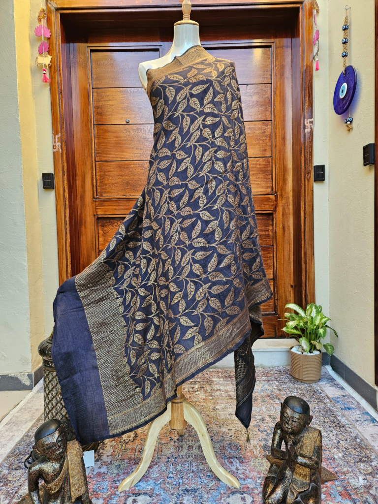 Moonga silk dupata with beige leaves patterns